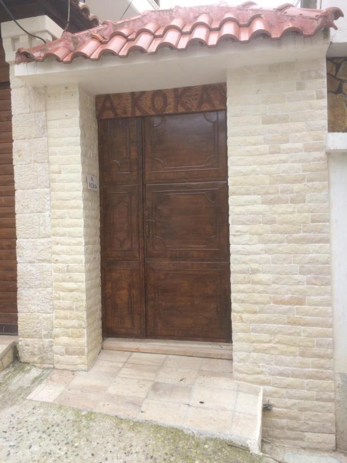 Apartment Koka Берат Екстер'єр фото