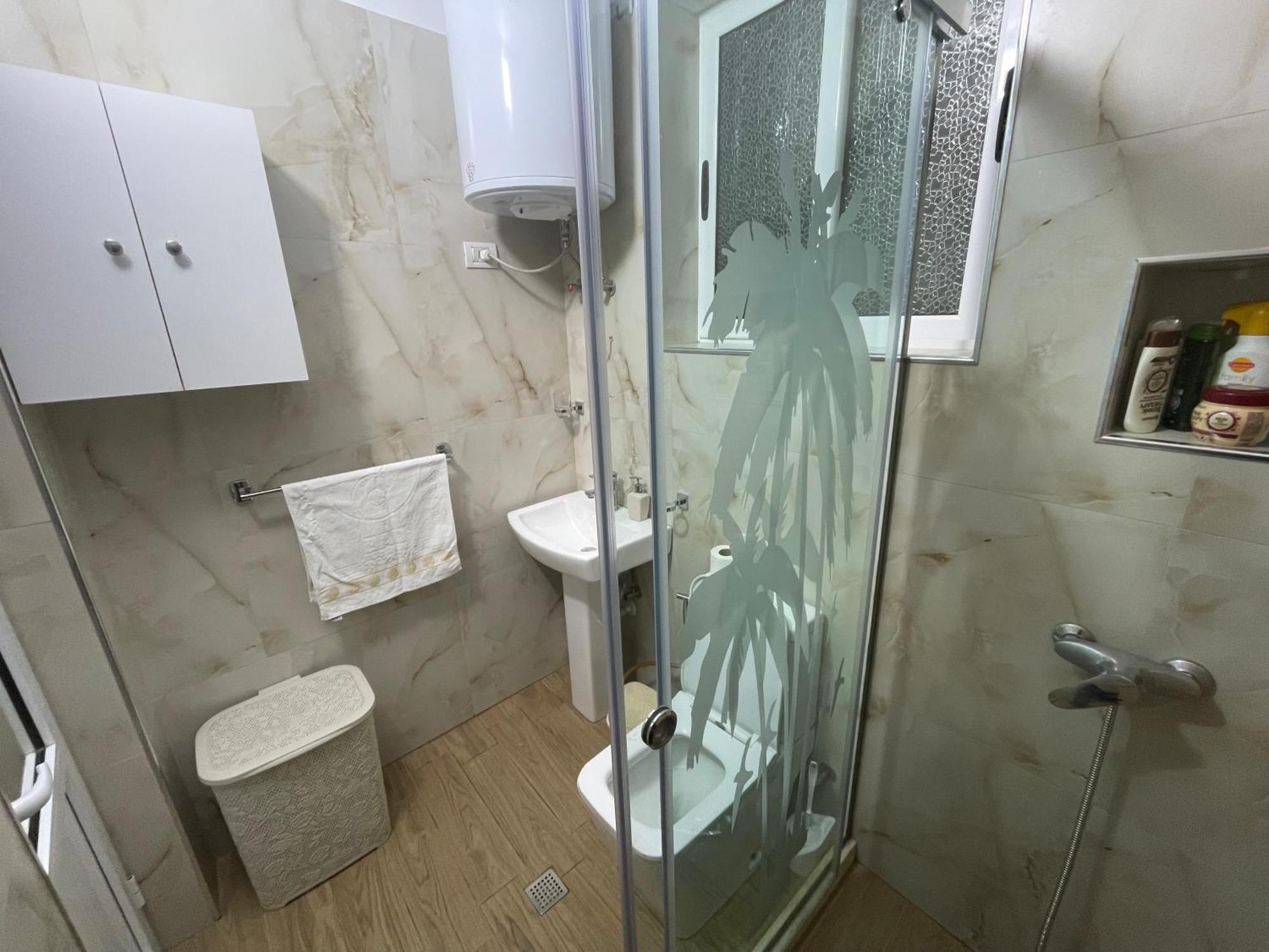 Apartment Koka Берат Екстер'єр фото