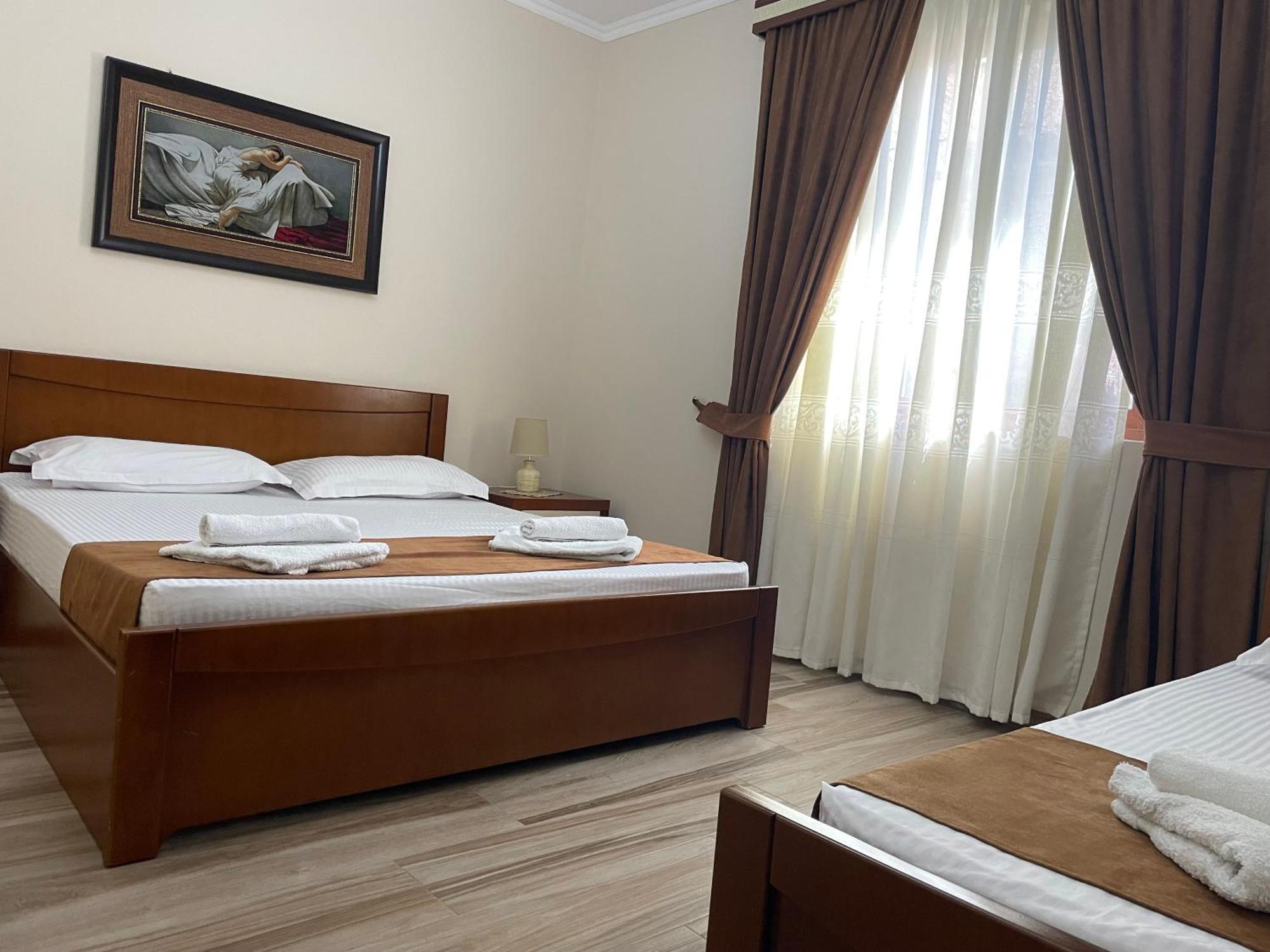 Apartment Koka Берат Екстер'єр фото