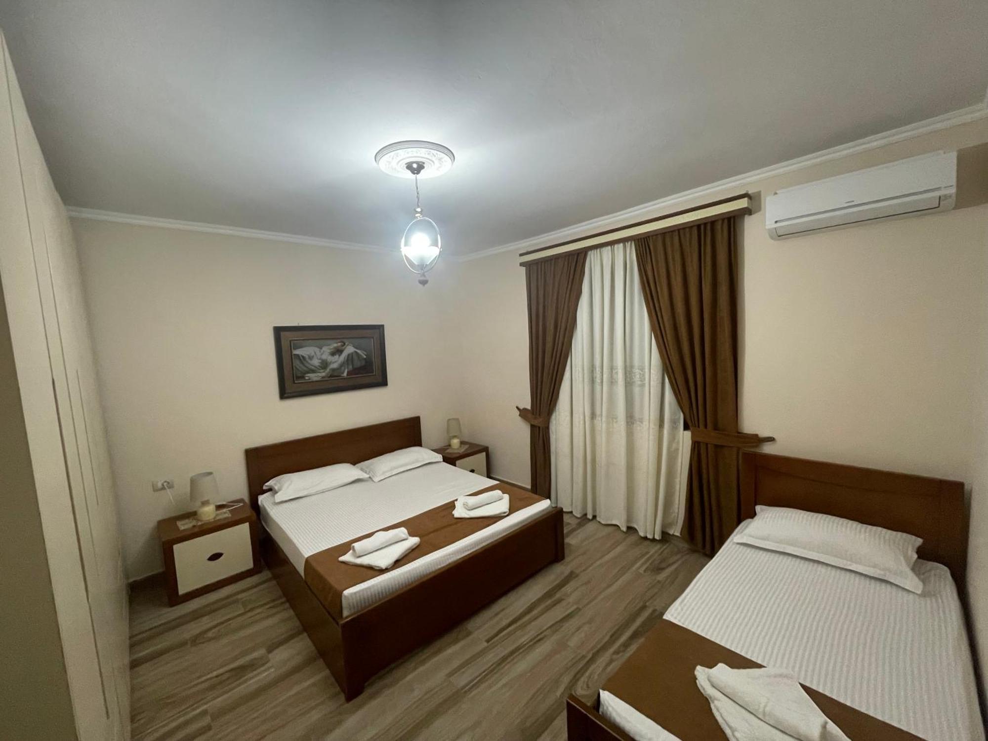 Apartment Koka Берат Екстер'єр фото