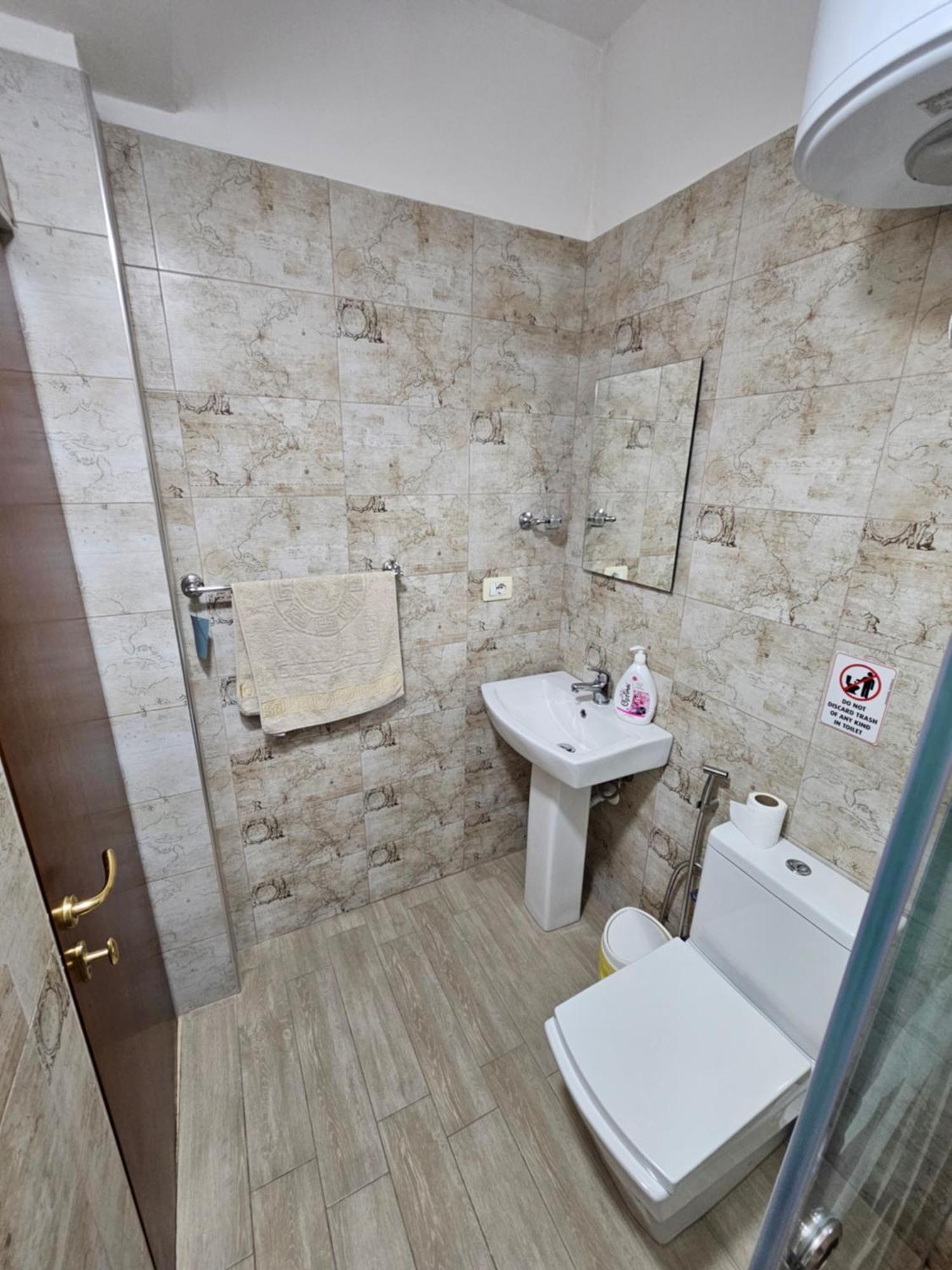Apartment Koka Берат Екстер'єр фото