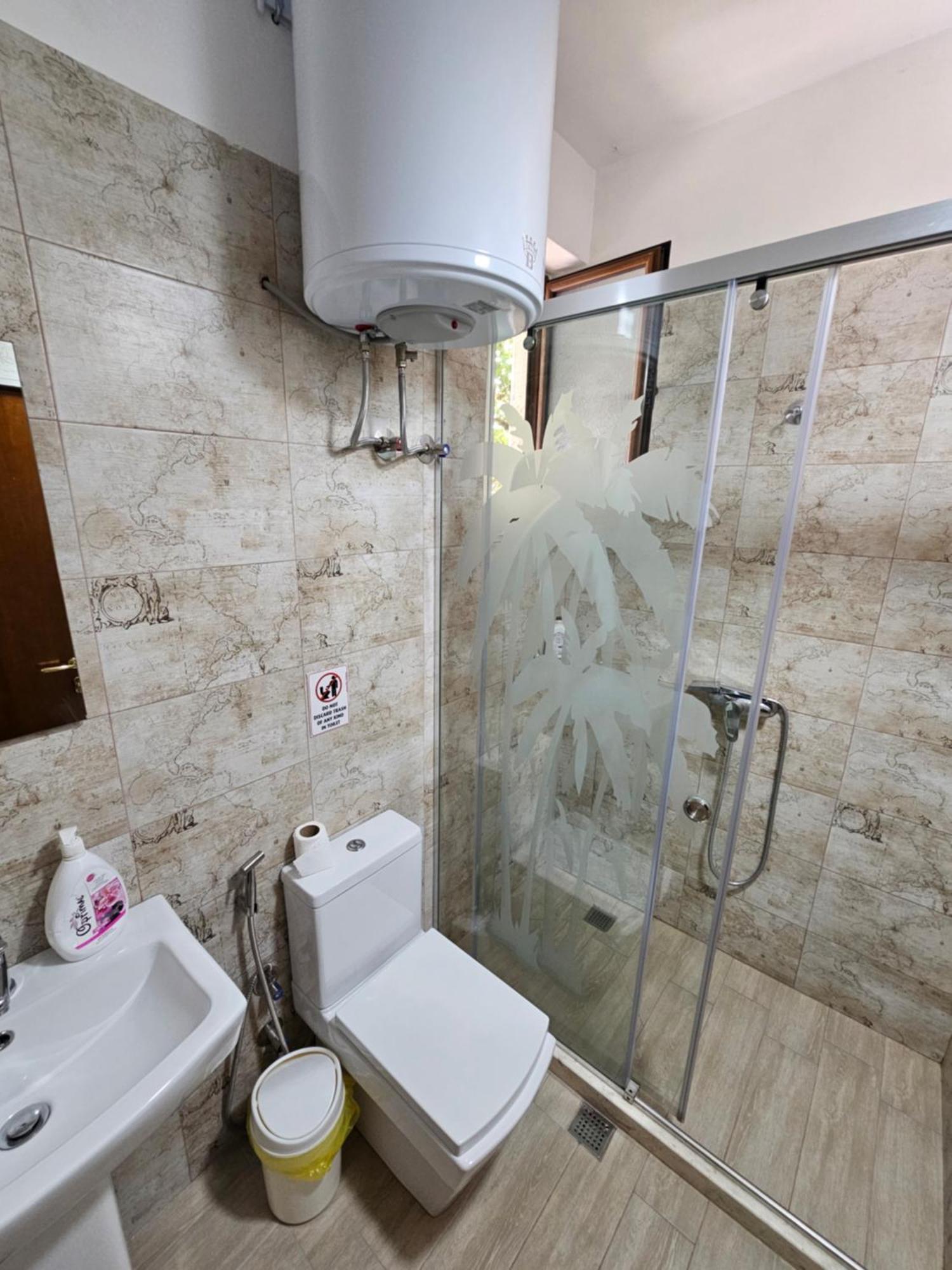 Apartment Koka Берат Екстер'єр фото